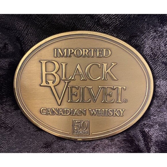 Imported Black Velvet Canadian Whisky 50 Years Brass Belt Buckle Never Worn - Picture 1 of 3